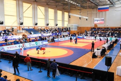 
<p>                                Турнир в Челябинске собрал более 400 спортсменов</p>
<p>                        